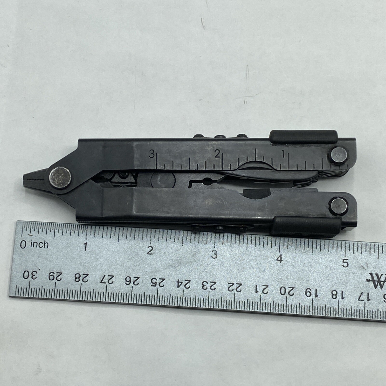 Gerber MP 600, Carbide Cutters, Needlenose – Black