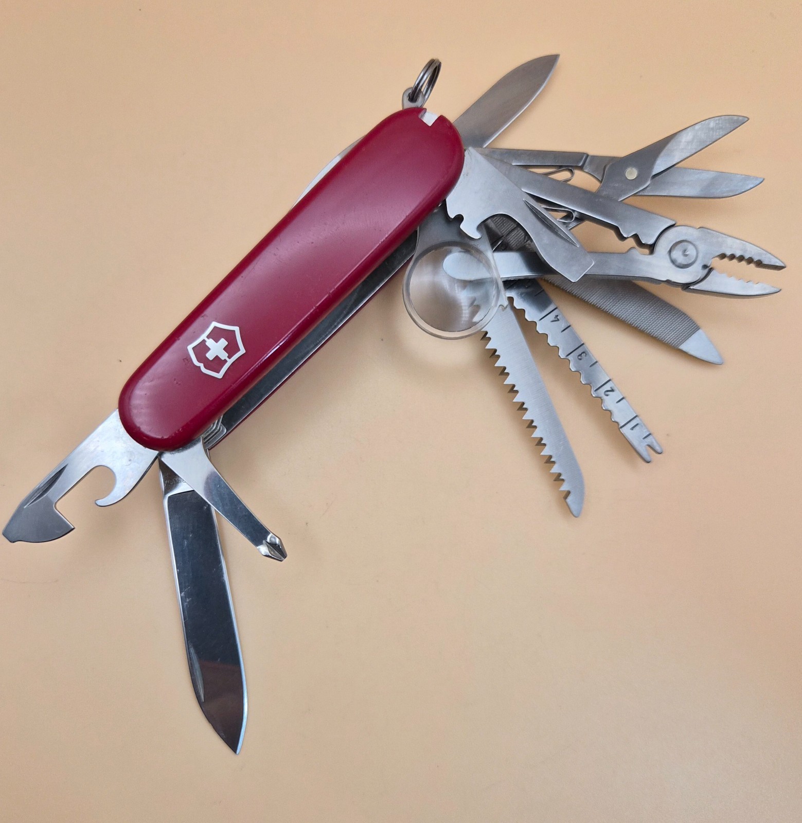 Victorinox SWISSCHAMP Swiss Army Knife – Good Condition (002)