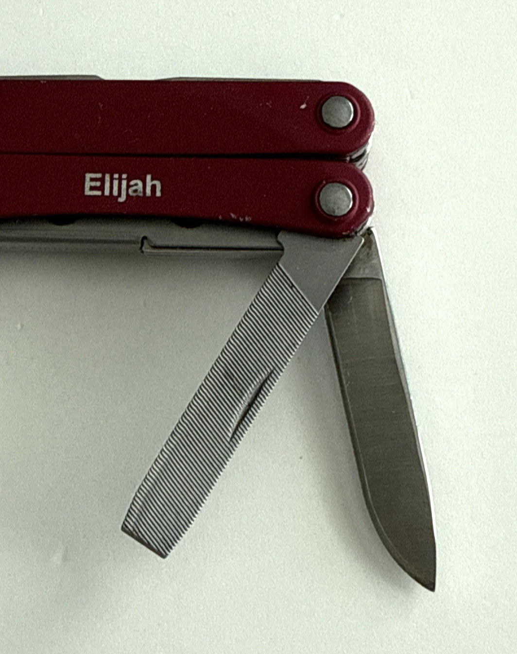 Leatherman Squirt PS4 Red Multi-Tool USA – Broken Scissors Spring