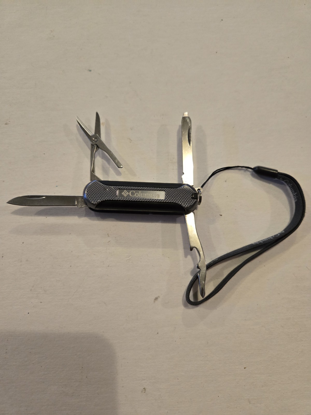 Columbia Sportswear Company Black 10-Function Pocket Tool w/ LED Light