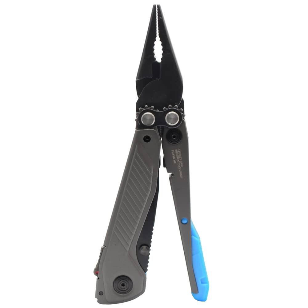 SOG Everyday Daily Solution EDC CRYO D2 Steel Compact Pocket Size 7 in 1 Flash