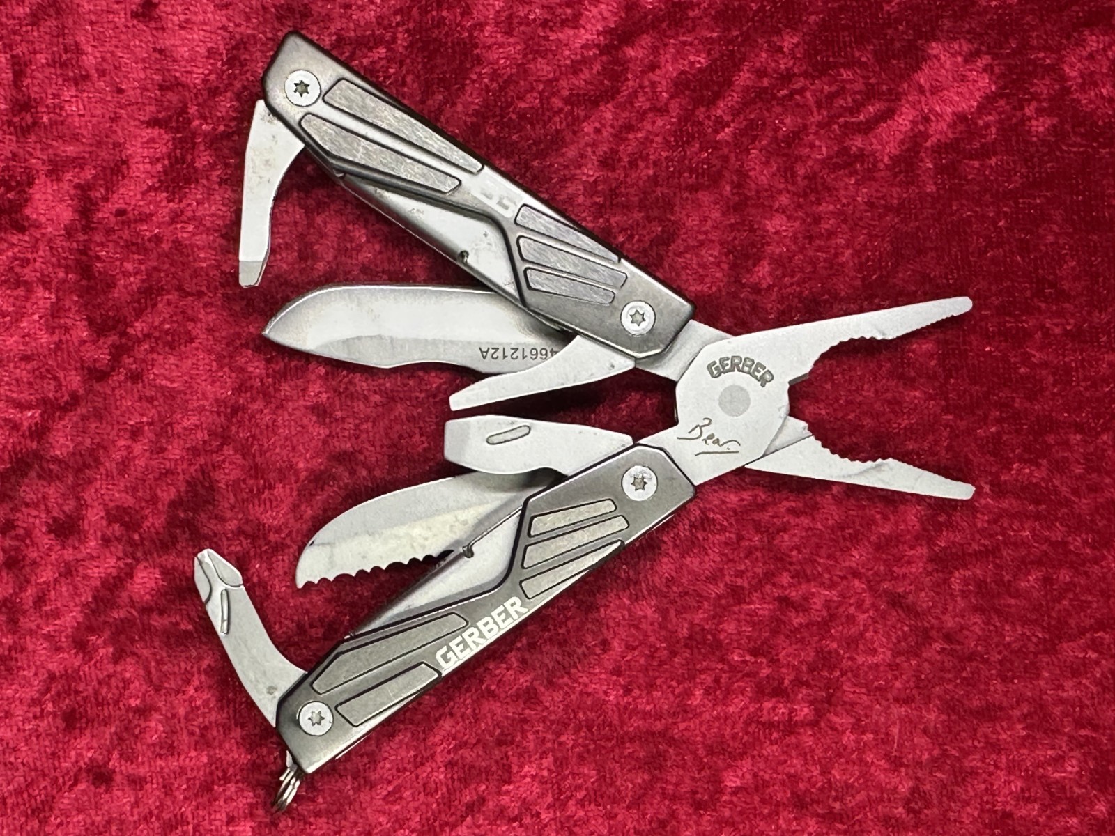 Gerber Bear Grylls Compact Gray Mini Multi-Plier Keychain Random Pick Used (129)