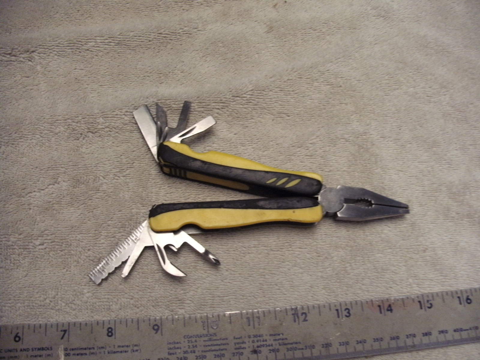 Yellow Handled Multi Tool , Unknown Maker ,See Pictures