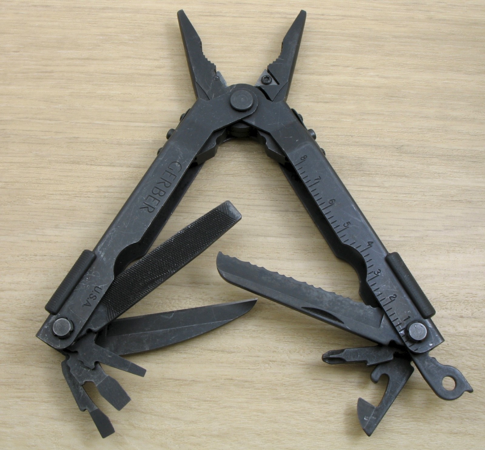 Gerber MP600 Multi-Tool Multi-Plier Needlenose Carbide Cutters, Black Oxide