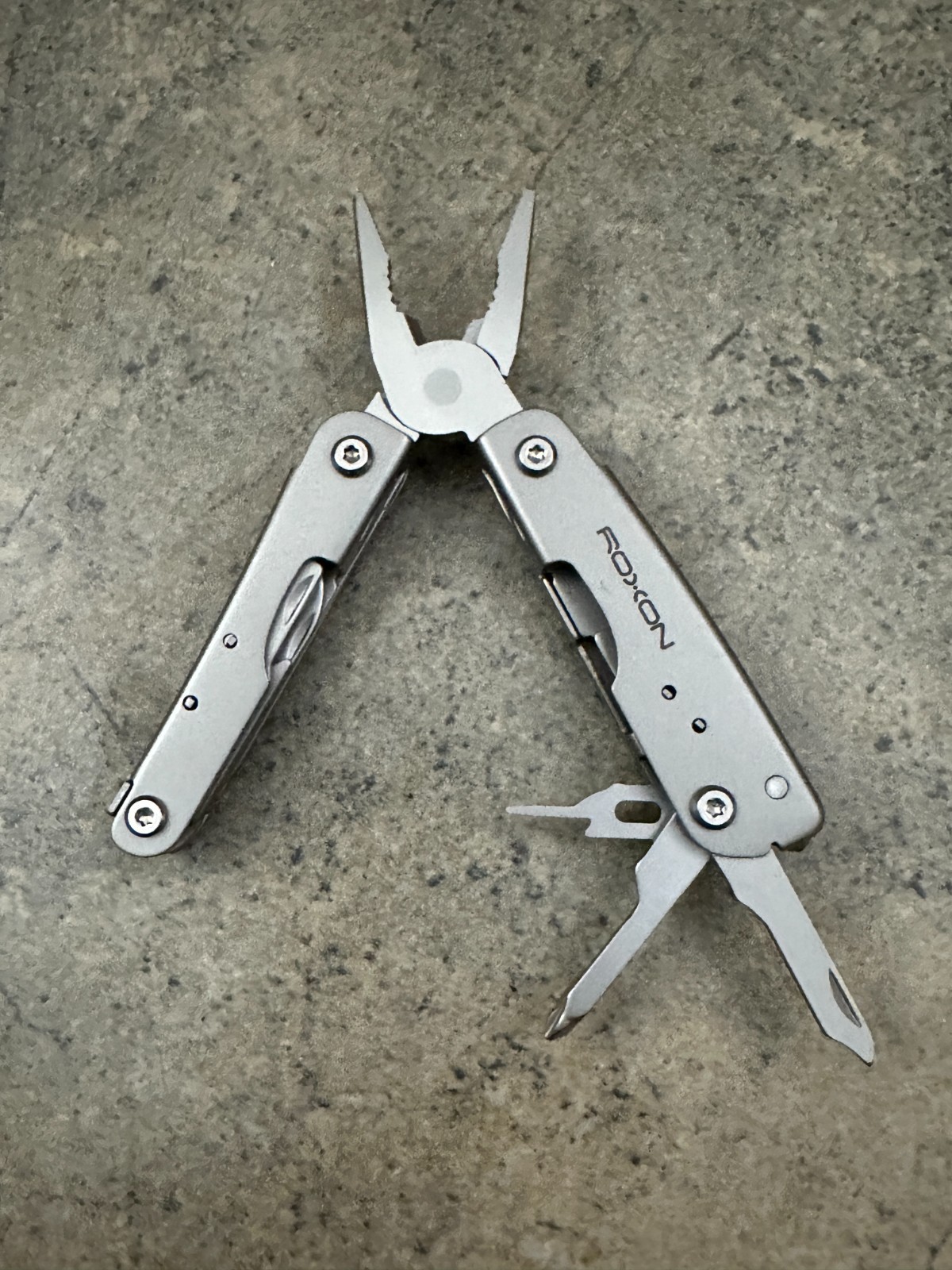 Roxon M2 14-in-1 Mini Multitool – 14 Tools – M2