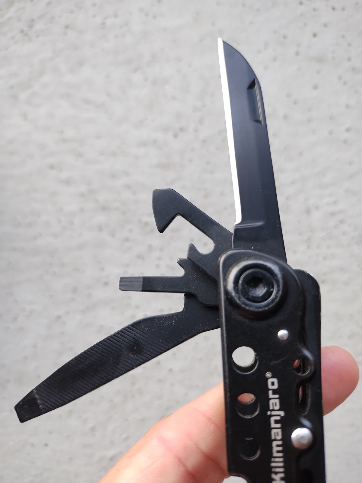 KILIMANJARO BALLAST 13-IN-1 MULTI-TOOL WITH NYLON POUCH 910053, EXCELLENT!