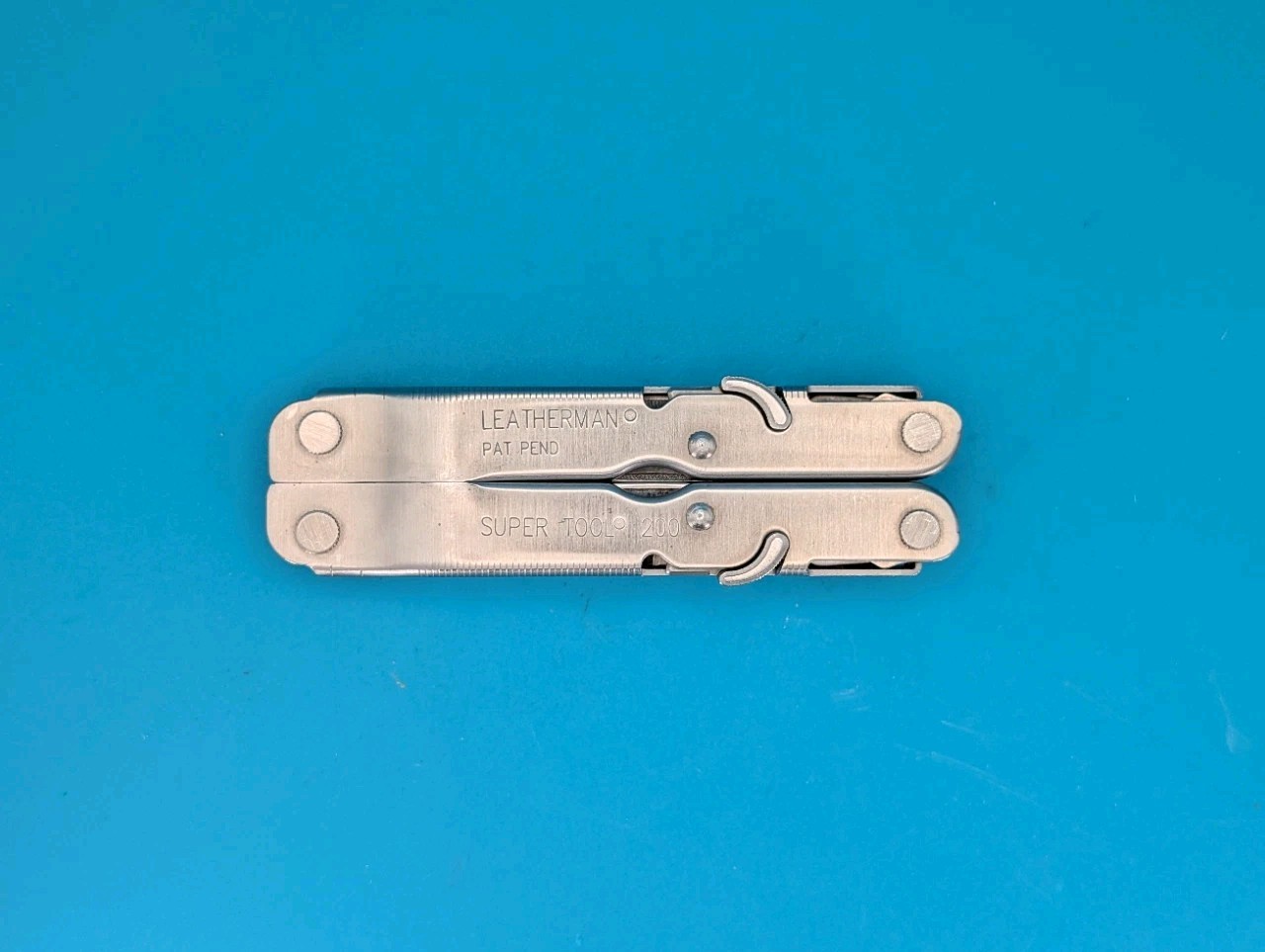 Vintage LEATHERMAN Super TOOL 200 Multi Tool! 04/03 Date Stamp!