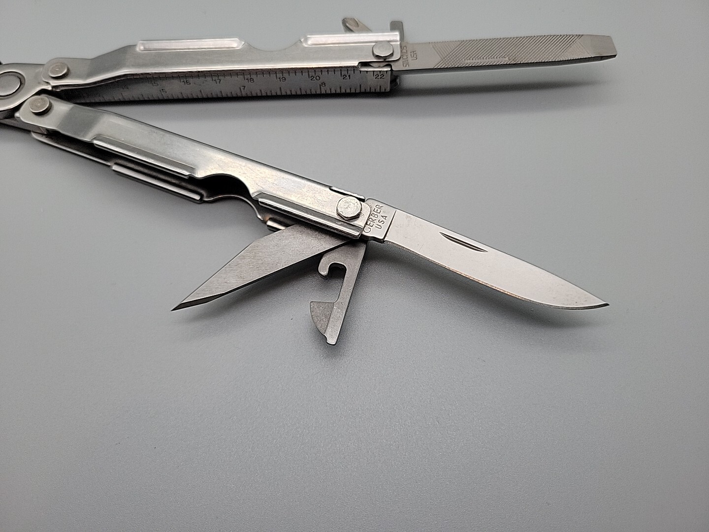 Gerber USA Military Provisional Multi Tool – Early 1990’s – Silver