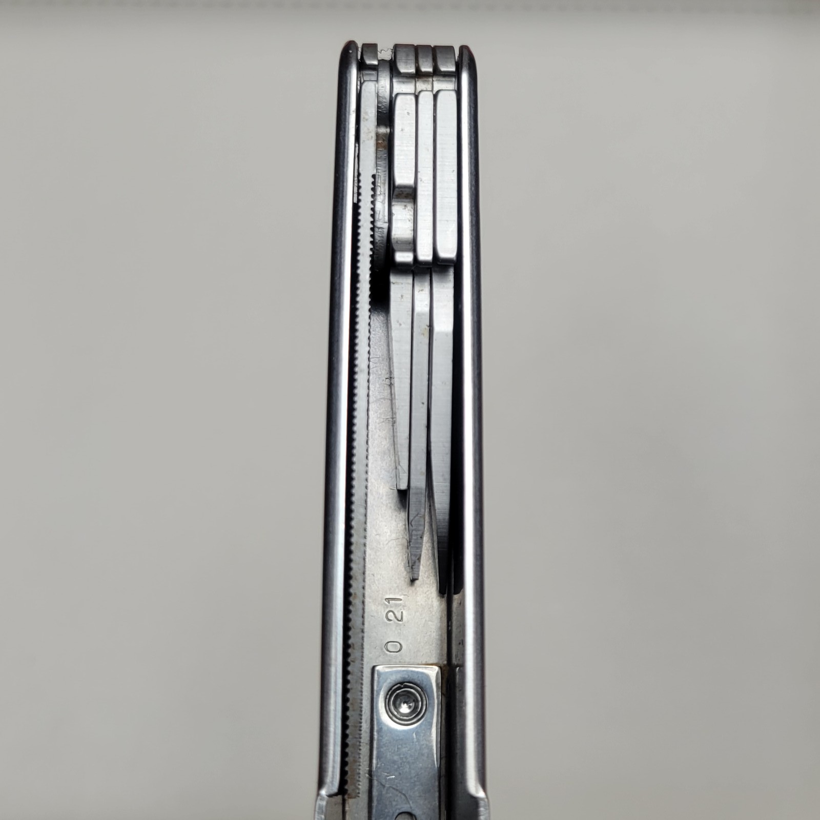 Leatherman Bond Multi Tool 14-in-1 EDC Multi-Pliers Stainless Steel