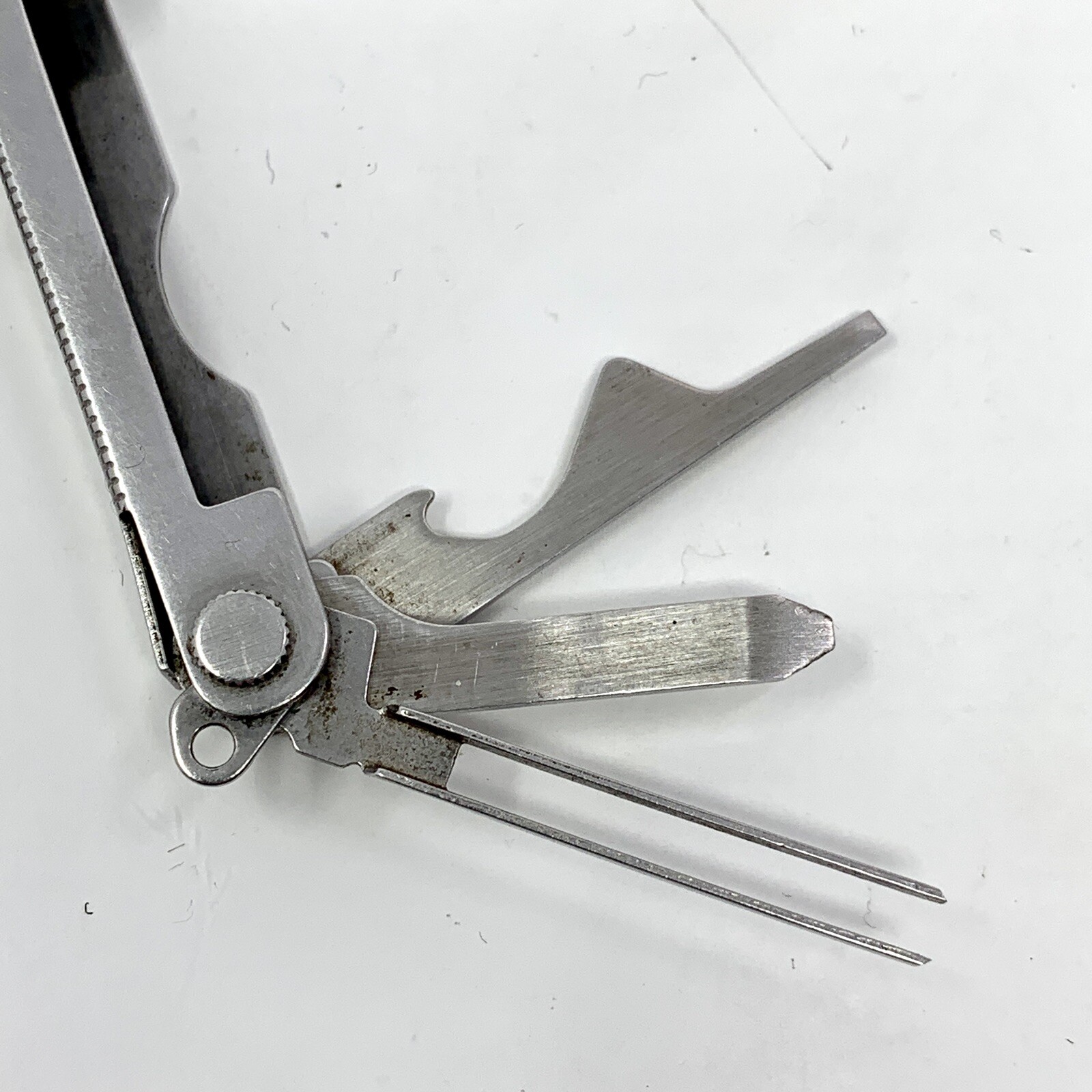 Leatherman Micra Multi-Tool – Stainless Steel Pocket Size