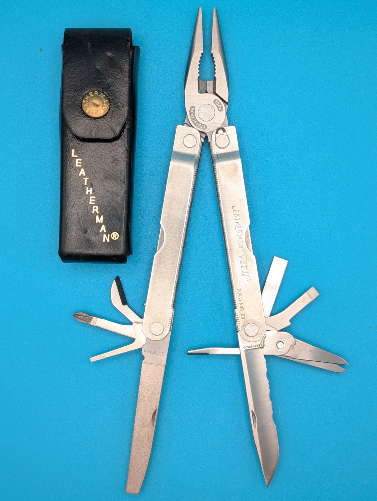 Leatherman PST 2 Multi Tool! 07/03 date stamp! Fast Shipping! WITH SHEATH!