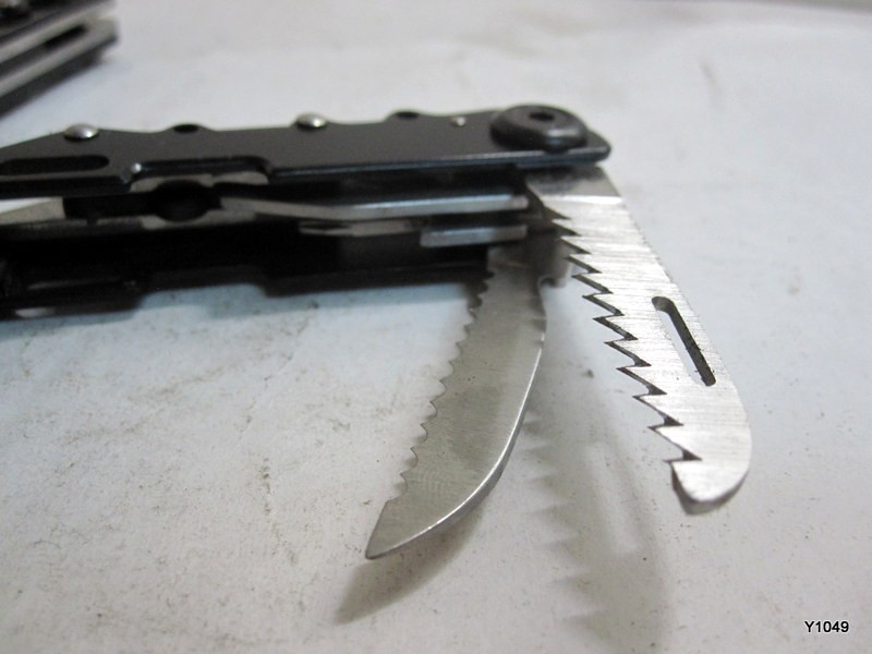 Columbia MultiTool 14 Function Pliers Knife Bottle Opener Carbiner Screwdriver