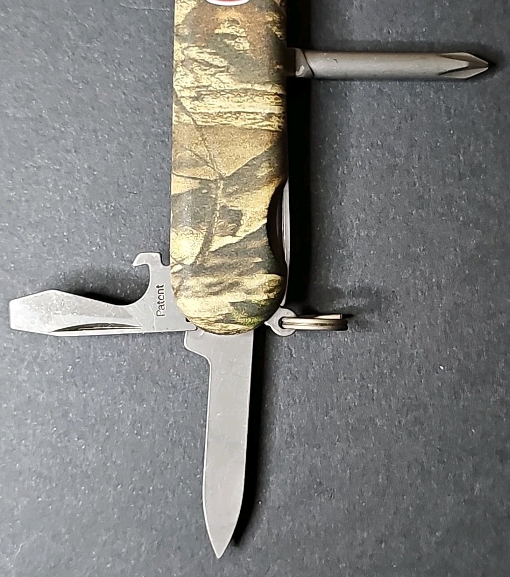 Wenger Highlander Swiss Army Knife Timber Camo 16170 85mm Multi Tool Switzerland