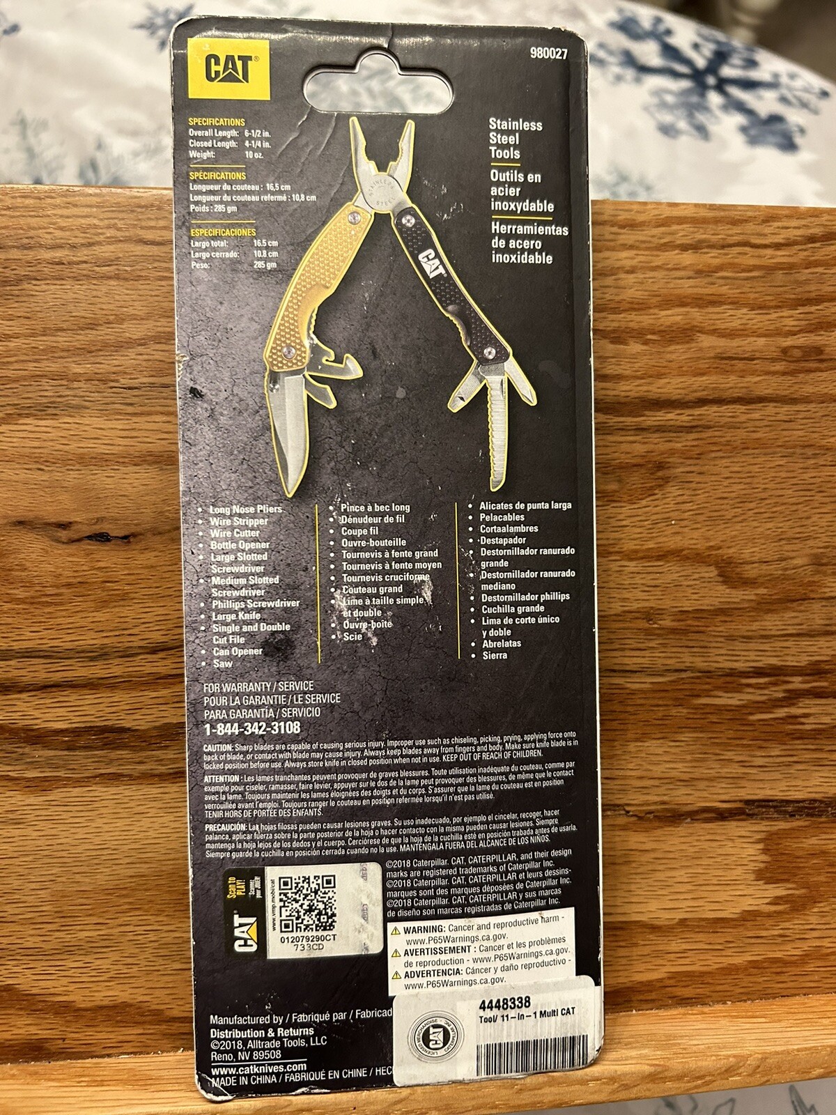 NIB CAT 11-in-1 Multi Tool with Caterpillar Yellow & Black handles. Great Gift!!