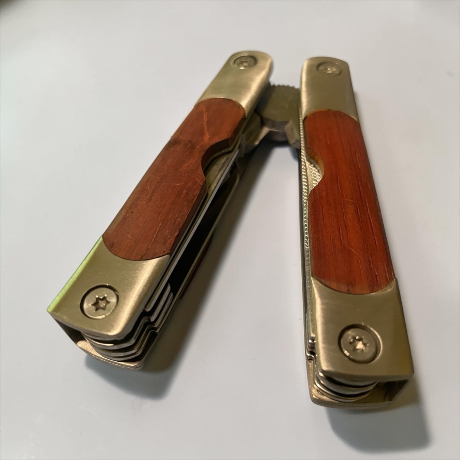Sheffield Multi-Tool Wood Handle Stainless-Steel Blades Pliers Saw Knife Opener