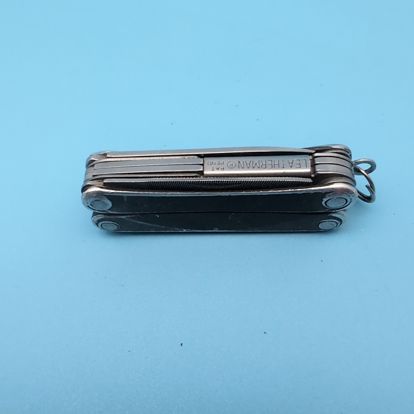 Leatherman Squirt PS4 Multi Tool Knife Pliers Scissors MATTE BLACK Q91