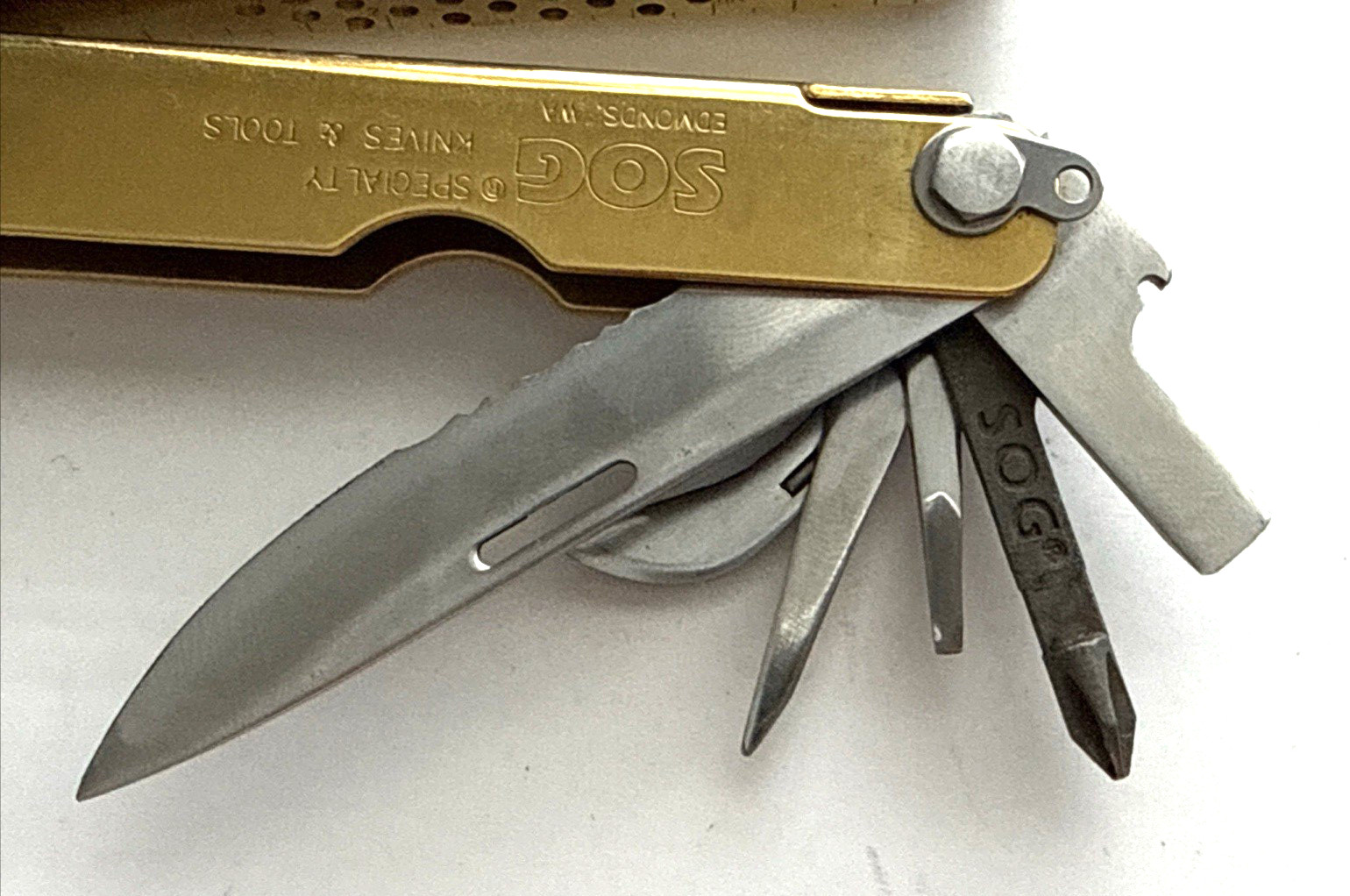SOG Power Plier Multi-Tool Gold USA