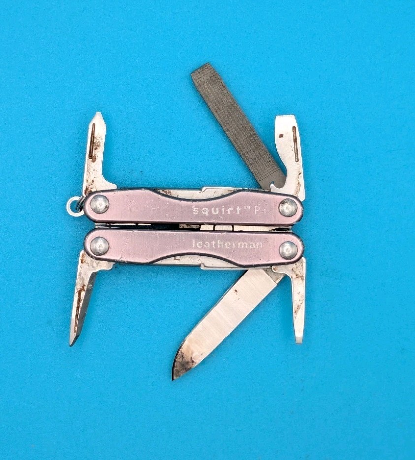 Leatherman Squirt P4 Multi-Tool, Key Ring, Retired, GRAY!