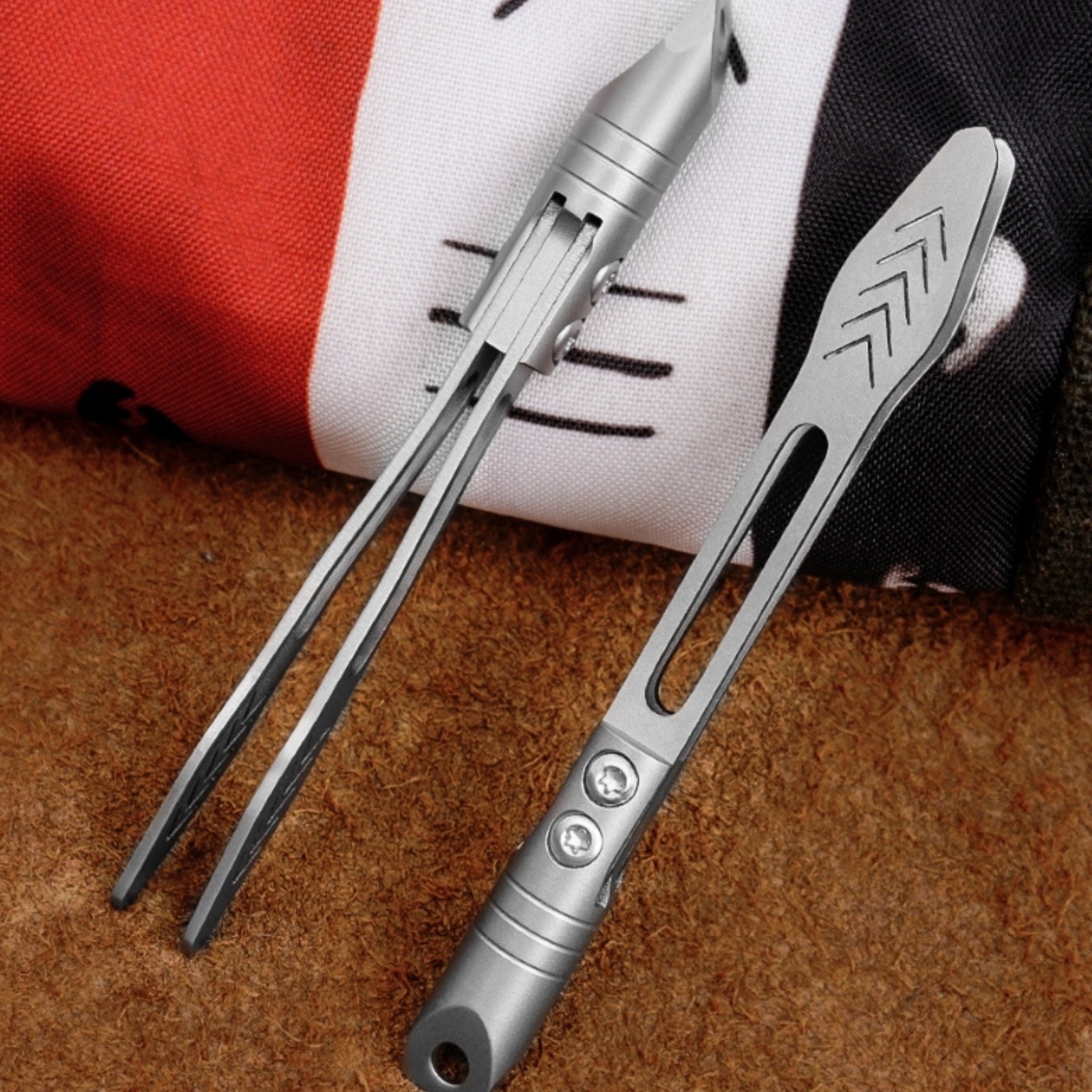 Titanium Alloy Mini Tweezers Keychain Outdoor Clamping Tool EDC Portable