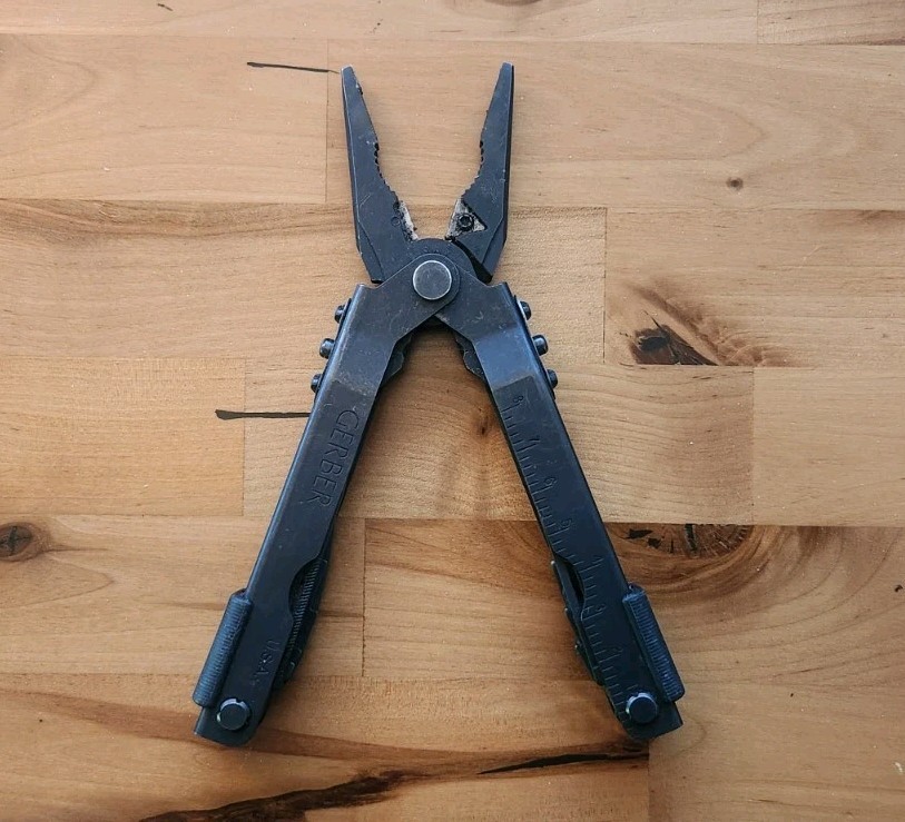 Gerber MP600 Multi-Tool Multi-Plier Black Oxide – Great Condition – B32