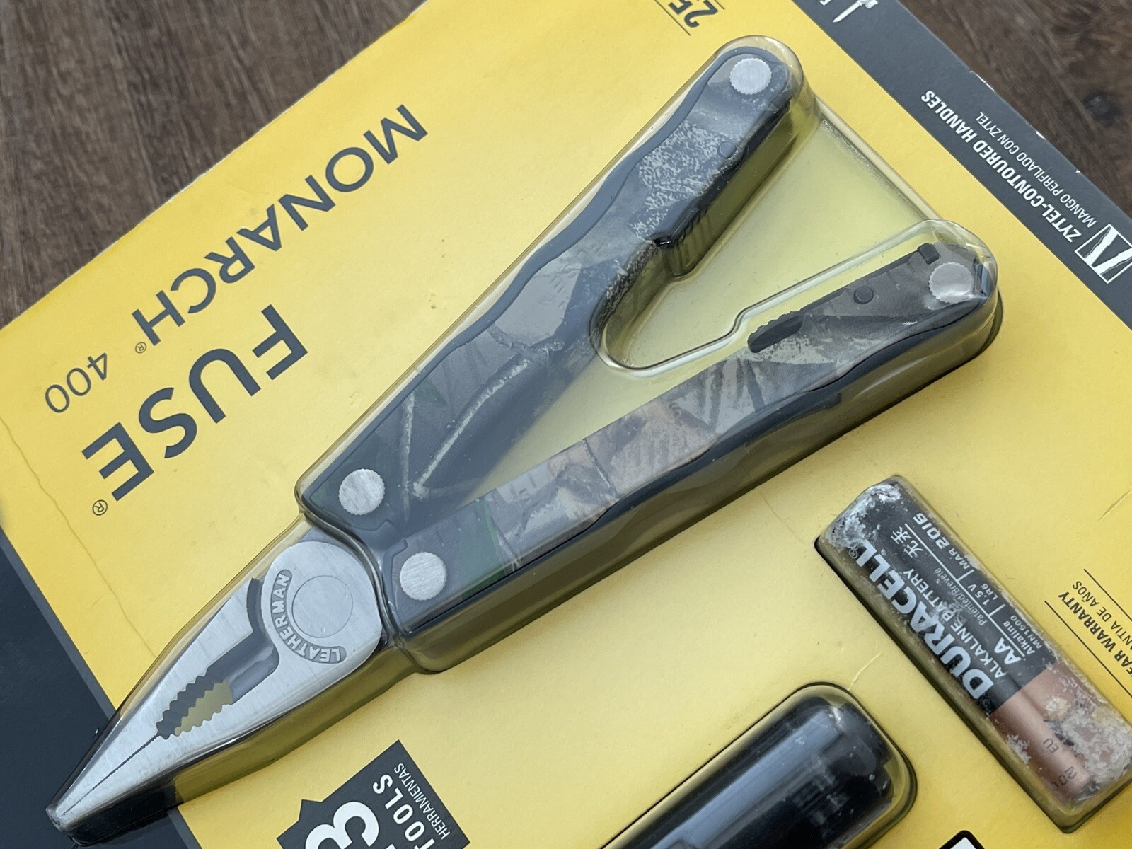 Collectible Leatherman FUSE CAMO multitool Camouflage Multi Plier+Monarch