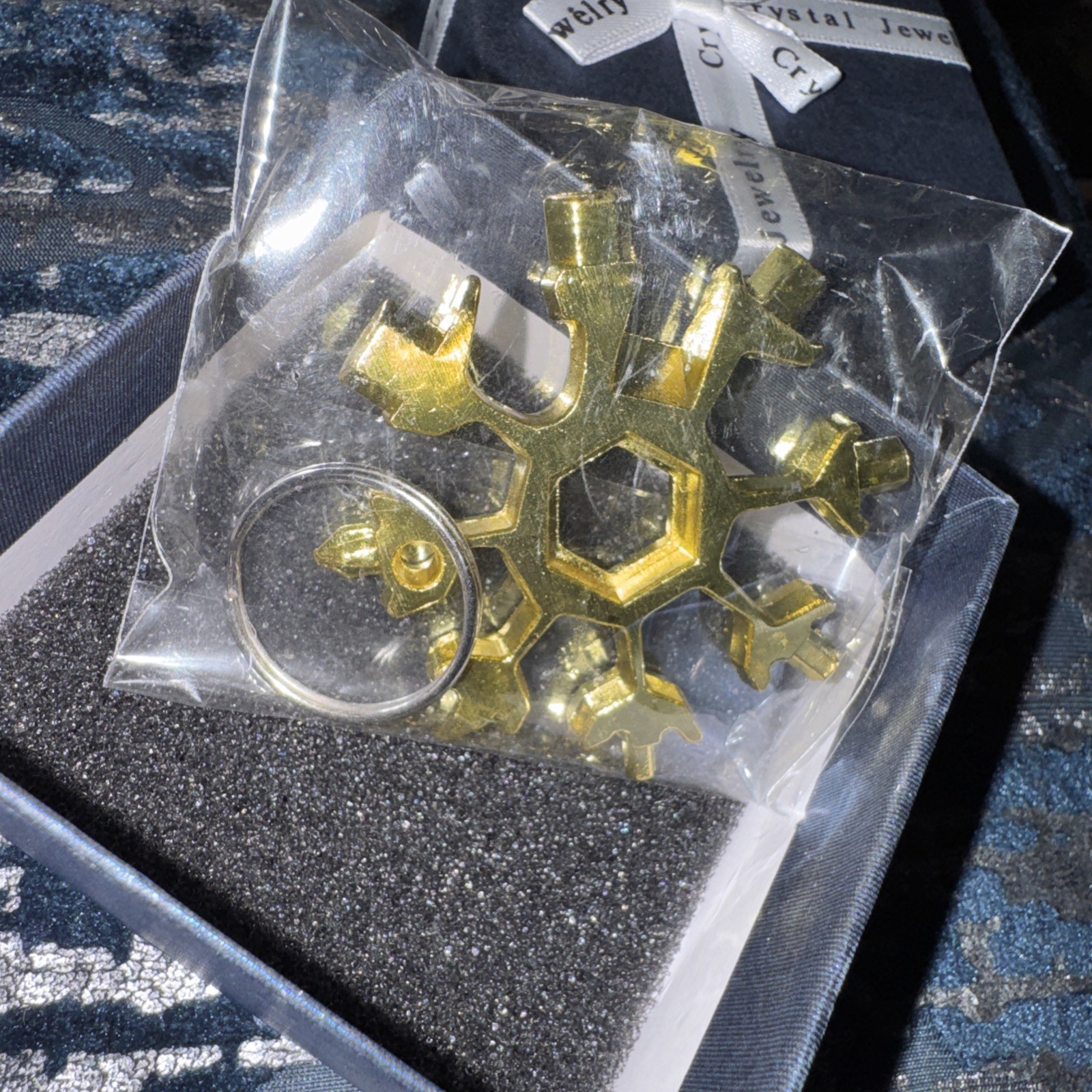 Gold ADVENTURE TOOL 15-In-1 Metric MULTI-TOOL Stainless Steel Snowflake Keychain