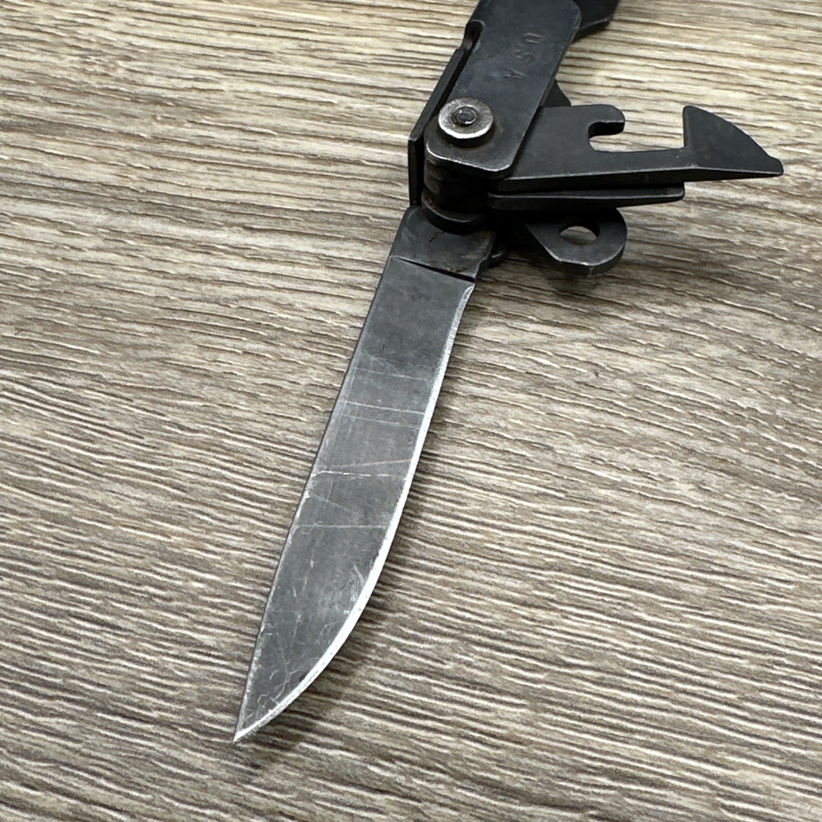 Gerber Diesel Multi-Plier Multi-Tool – Black Blunt Nose Pliers Tool