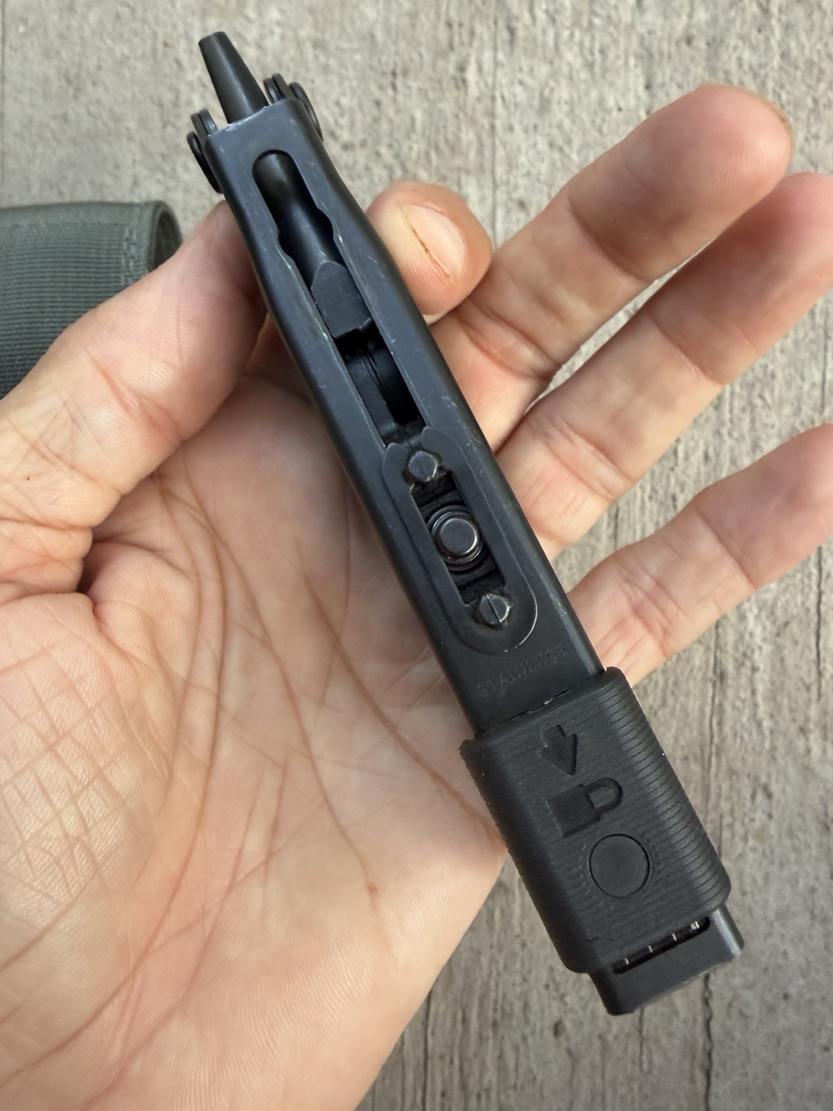 GERBER MP600 MULTI-PLIER TOOL MILITARY, HUNTERS BLACK OXIDE W/ACU CASE/POUCH EXC