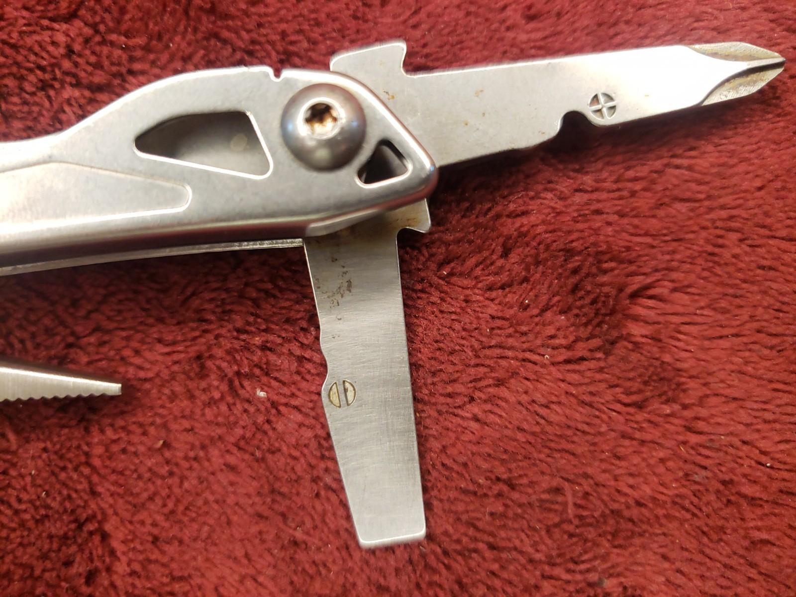 Leatherman Wingman Multi Tool 0717 Date Code