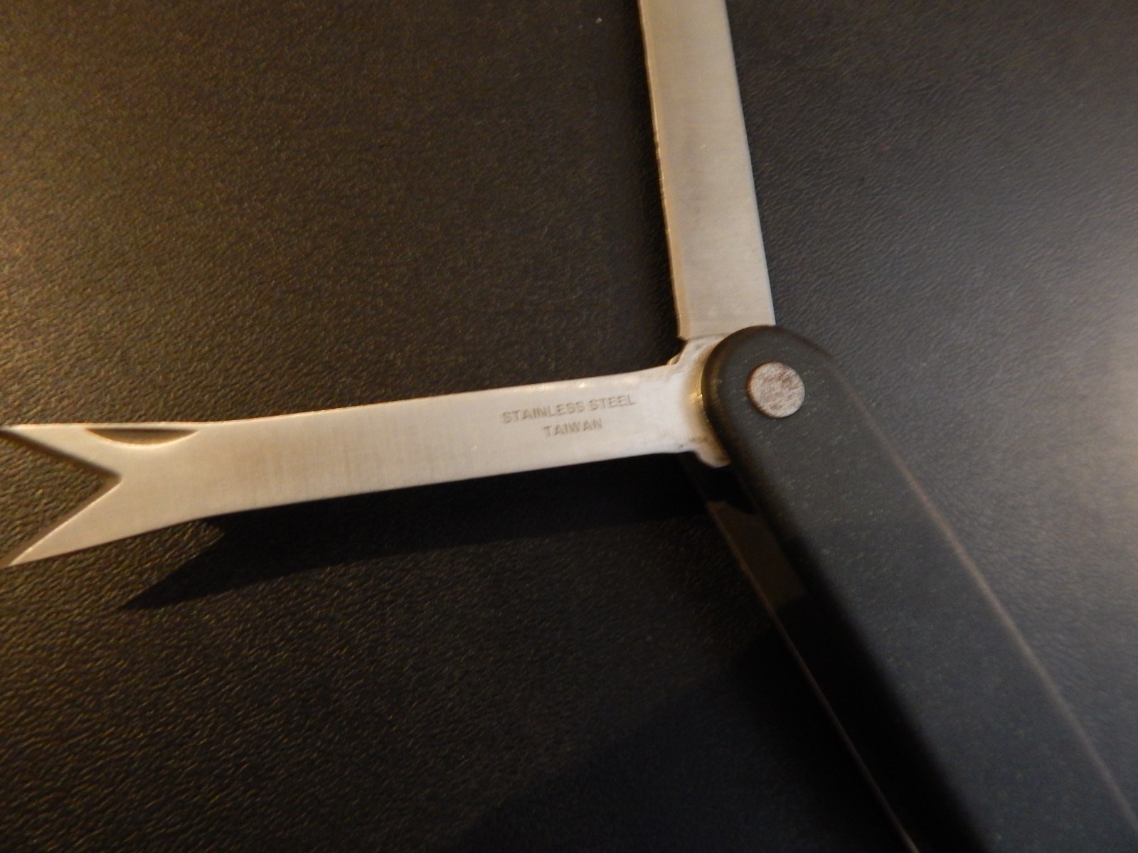 Stanley Folding Shears & Multi-Tool – (74-438)