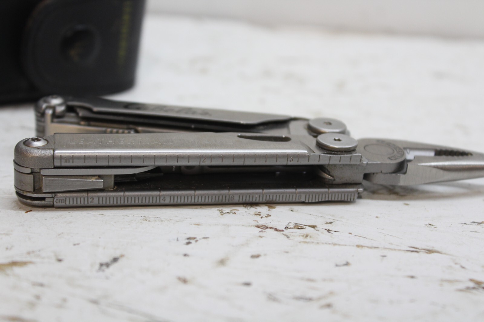 Leatherman Wave Cabelas Knife tools with LEATHER Pouch