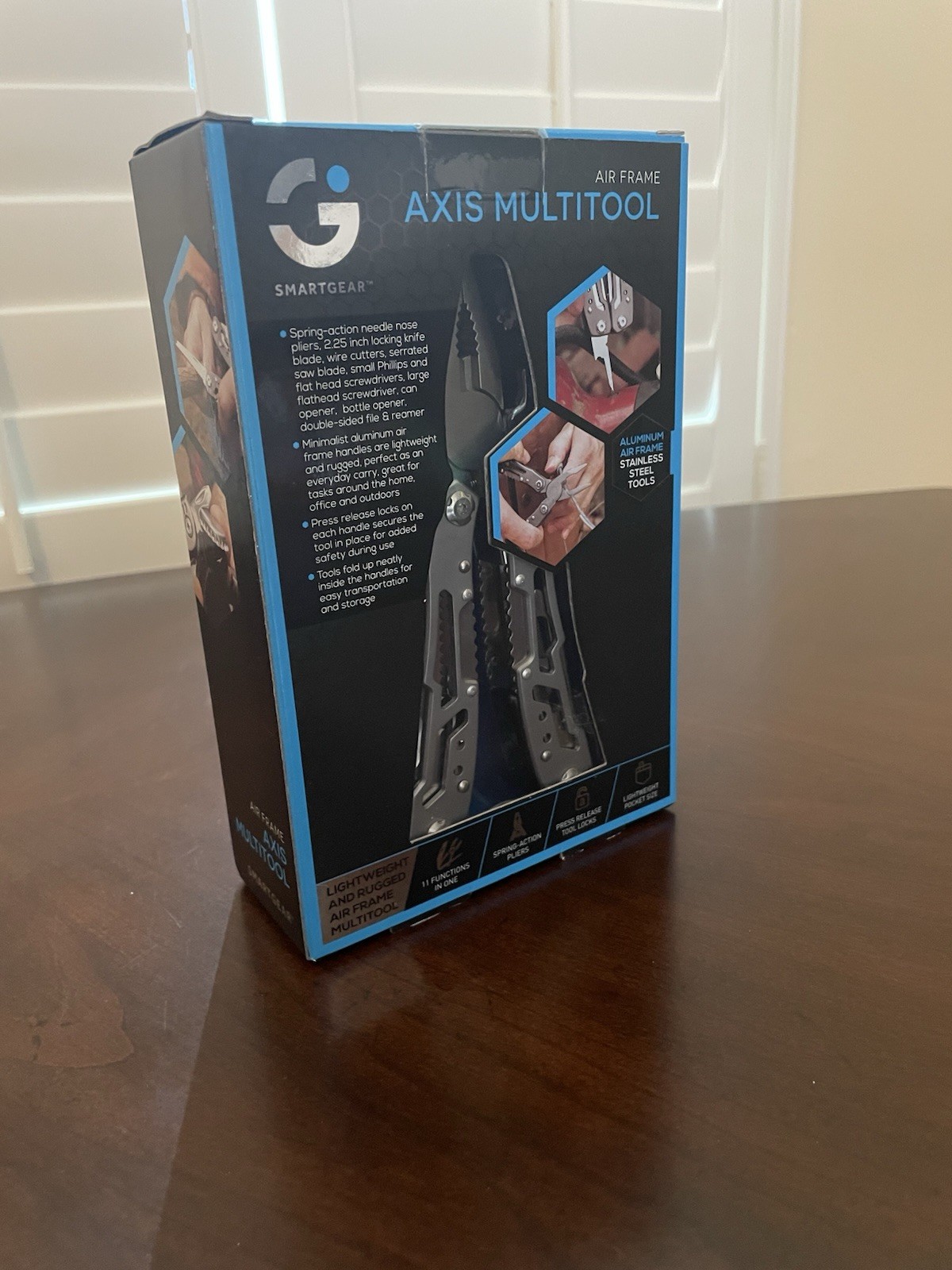 SmartGear Axis Multitool Air Frame 11-in-1 Spring Action Pliers New Sealed