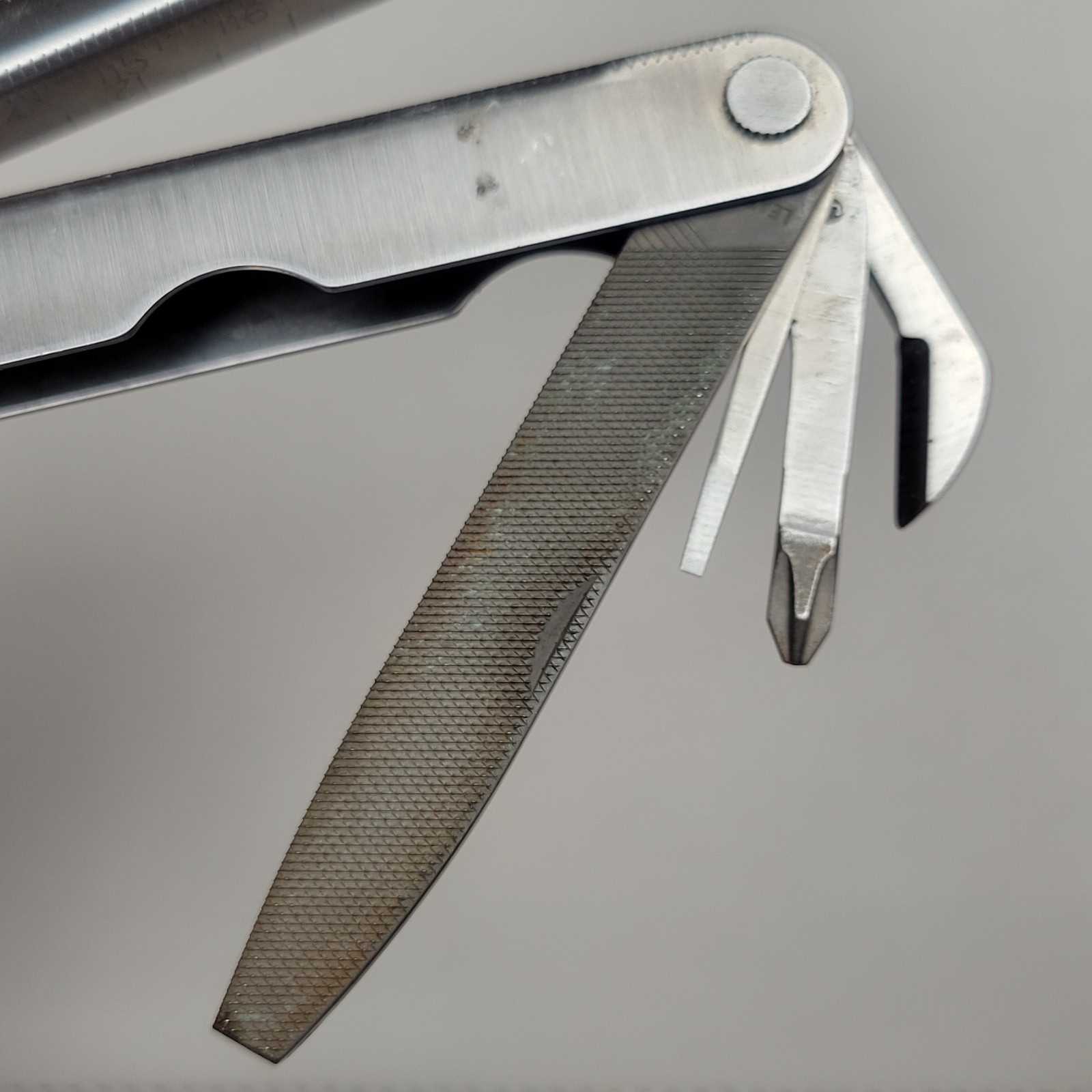 Leatherman PST Original Pocket Survival Multi-Tool Pliers Knife 01/02 Date Code