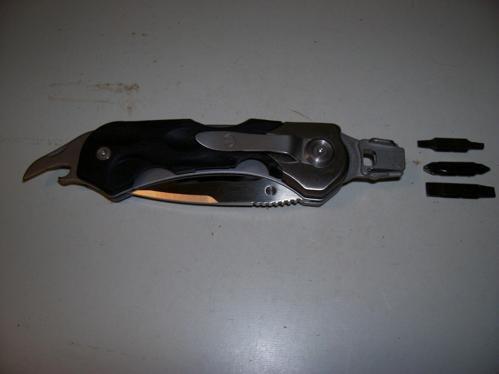 Leatherman K502 knife/multitool with sheath and bits
