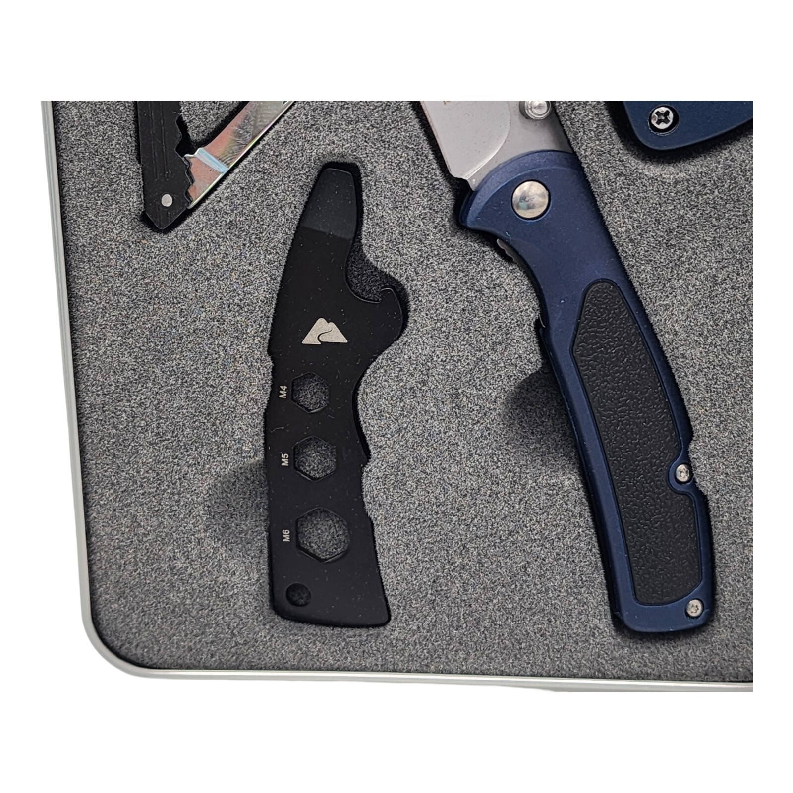 Ozark Trail Four Piece Combo Knife Set Keychain Pocketknife Tin