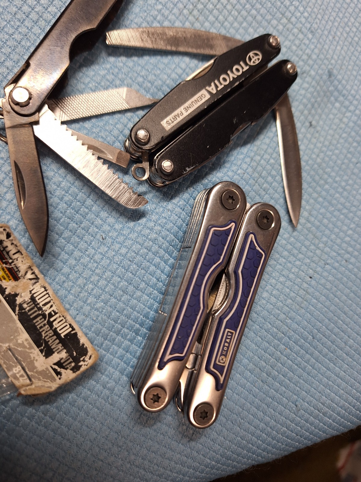 7 VINTAGE SM MULTI TOOLS Husky/Kobalt/Ricardo/ Eddie Bauer Camping Lot 1612