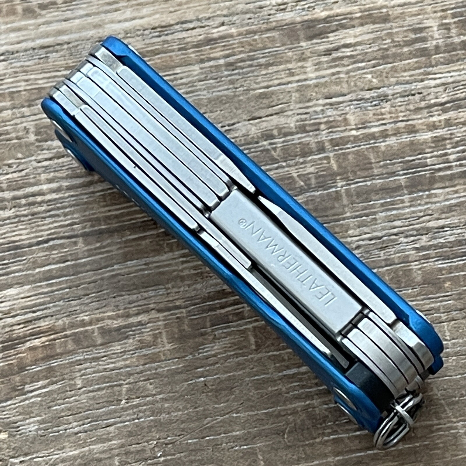 Bundle of 3: Leatherman Squirt ES4 Blue, Squirt ES4 Red, Squirt ES4 Black