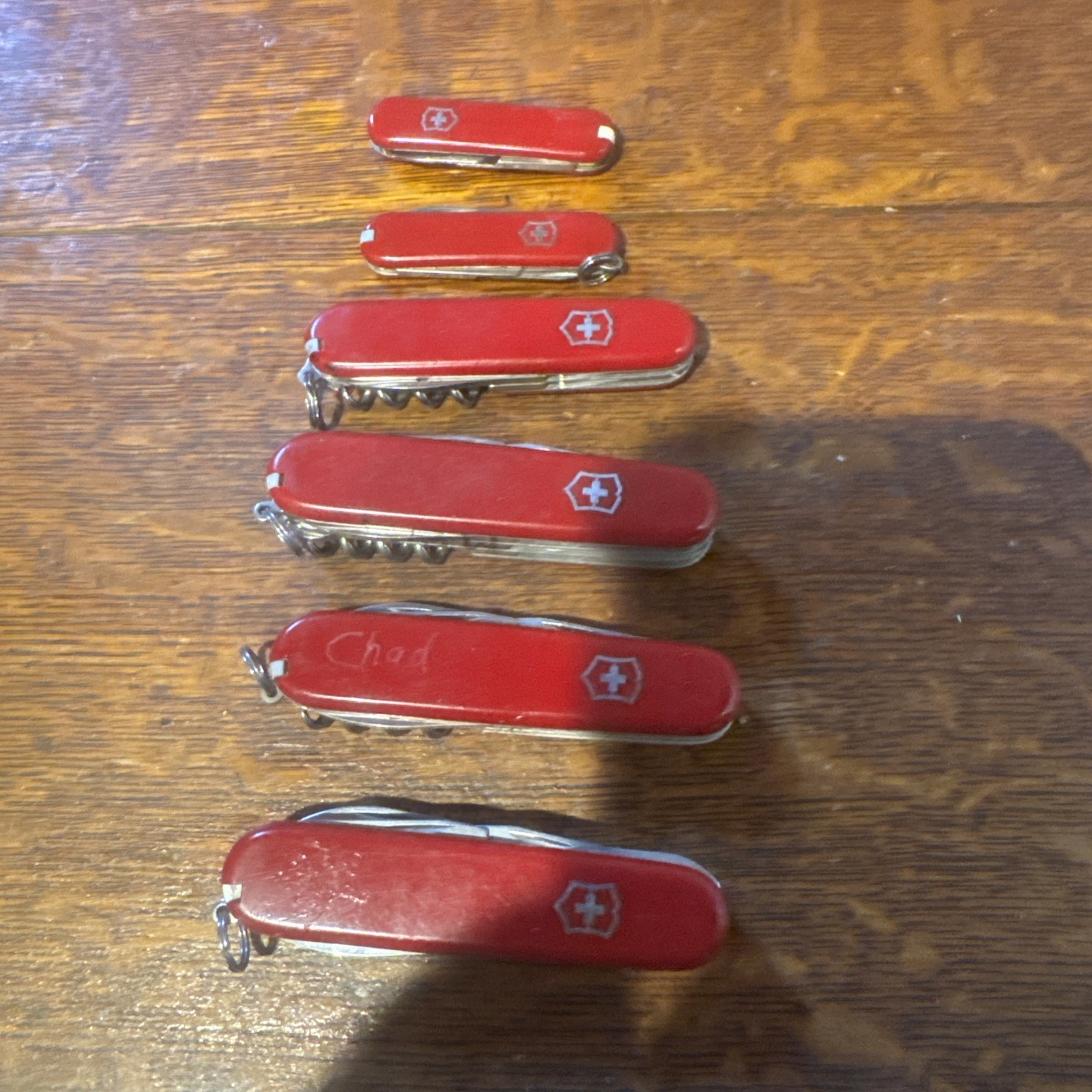 Victorinox Swiss Army Knives And Scissors Microsoft, Novell Collectors Lot