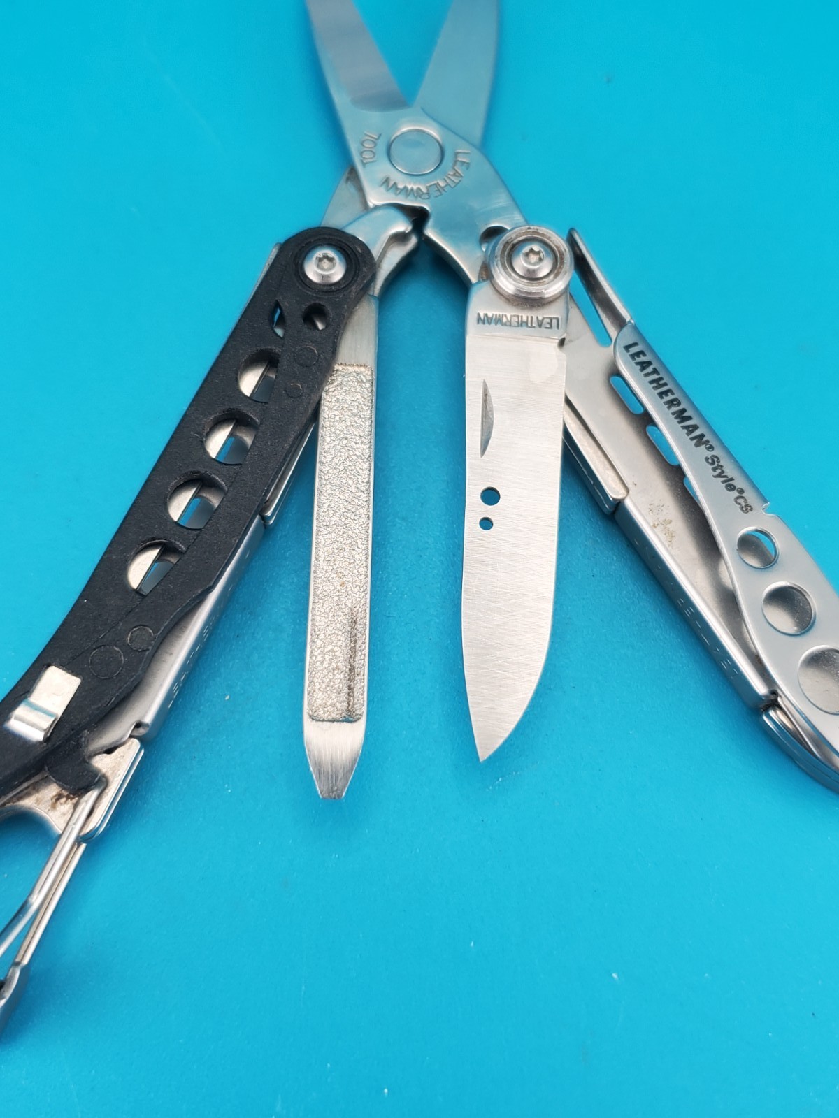 Leatherman Style CS Black Multi-Tool! FAST SHIPPING!