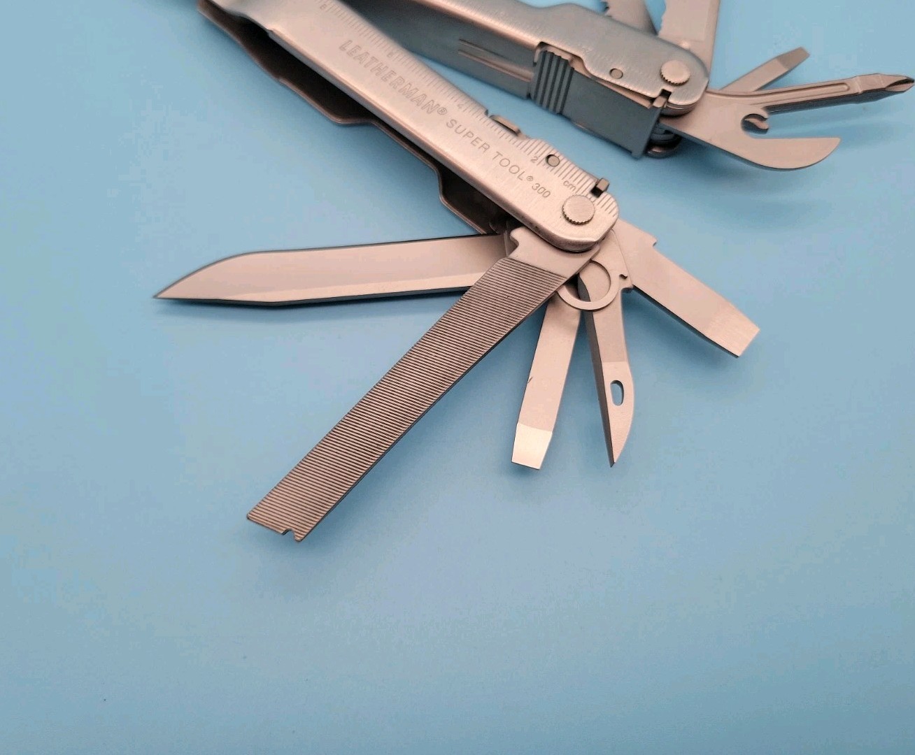 Leatherman Super Tool 300 Multi-Tool – Dated 2013 – Pliers, Knife, Saw, File