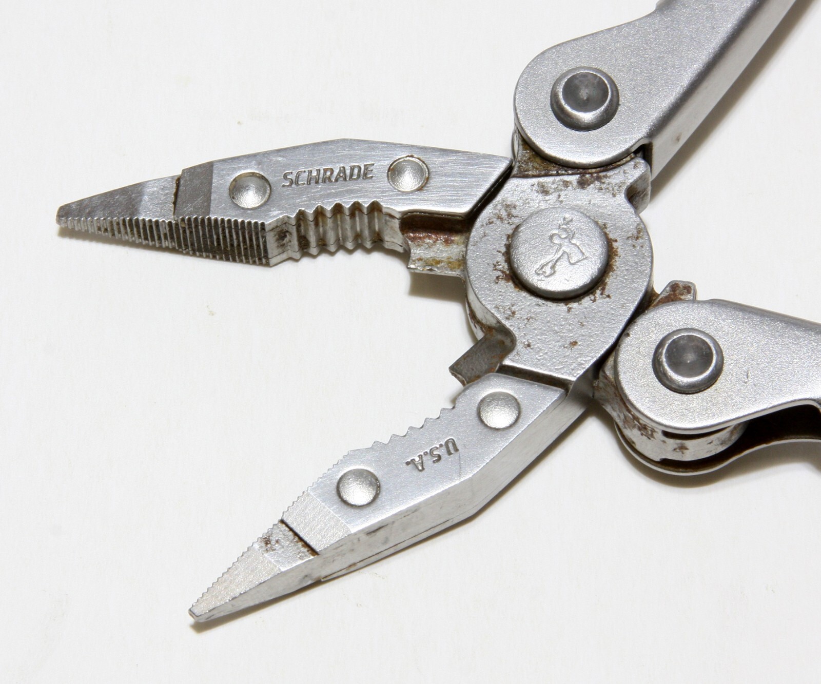 Multi-Tool Knife Needle Nose Pliers Schrade USA Tough Pat Pend Pre-Owned Vintage