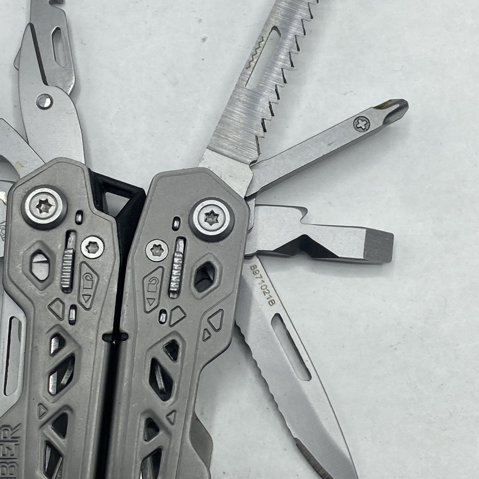 Gerber Truss Multi Tool – Gray