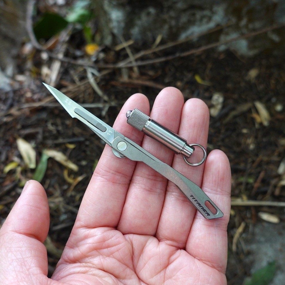TC4 Titanium Alloy Storage Box Miniature titanium alloy Flashlight Survival Tool