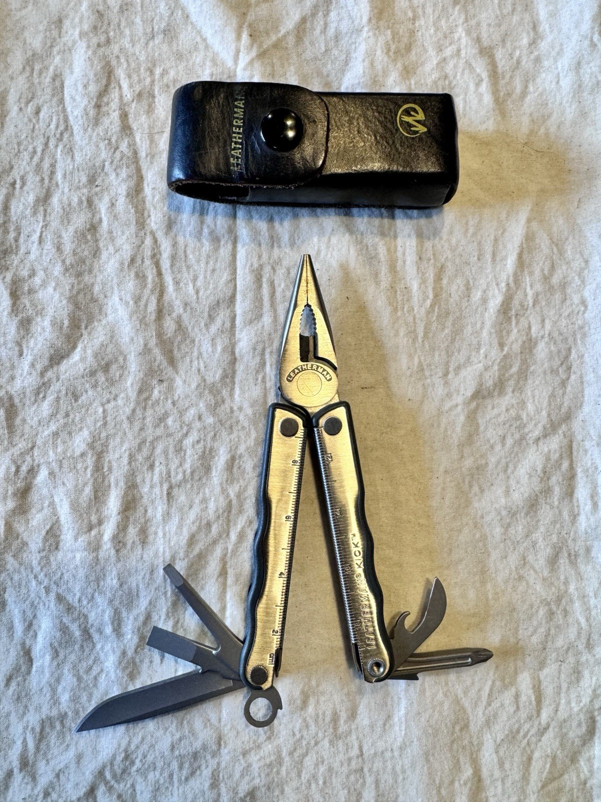 Leatherman Kick Multi Tool w/ Black Leather Sheath Used Good Condition