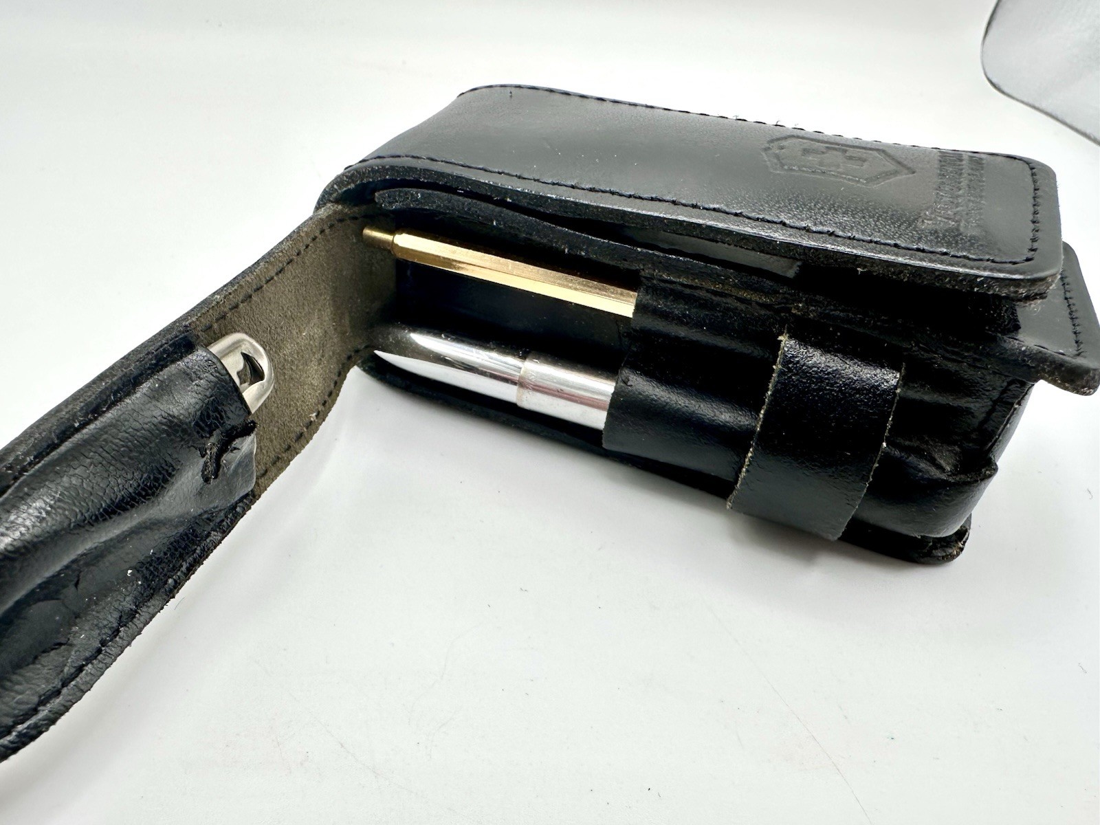 Victorinox Officier Suisse Swiss Army Knife W/ Case & Fisher Space Pen