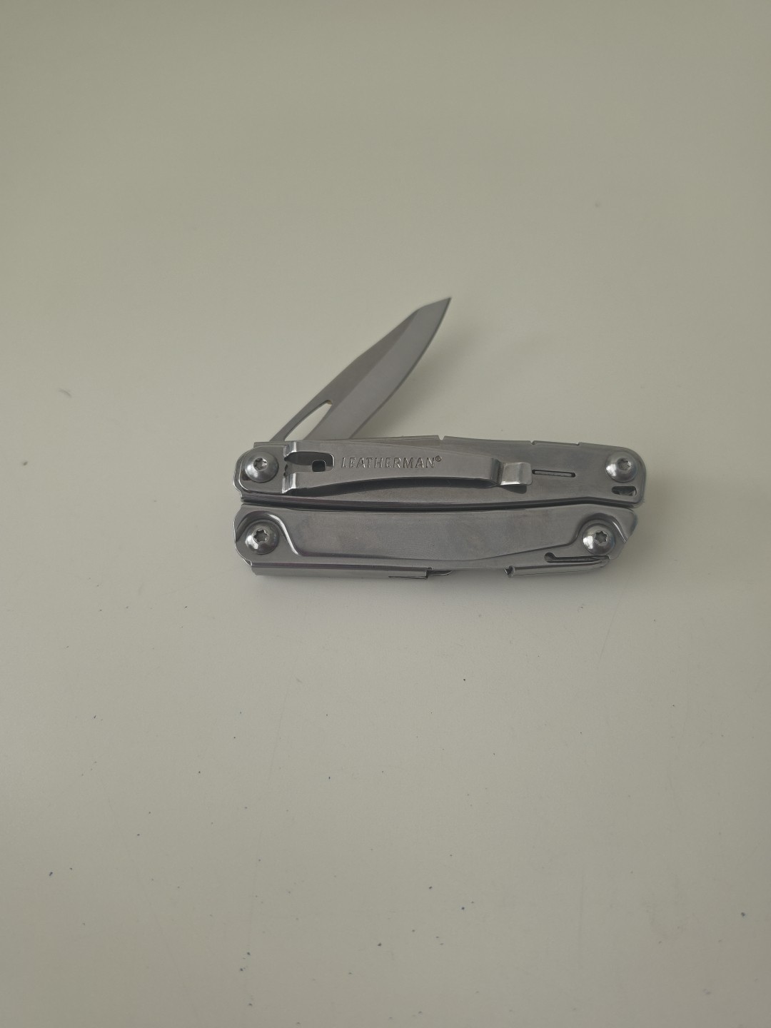 Leatherman Bolster Multi-Tool, Knife, Pliers And Sheath