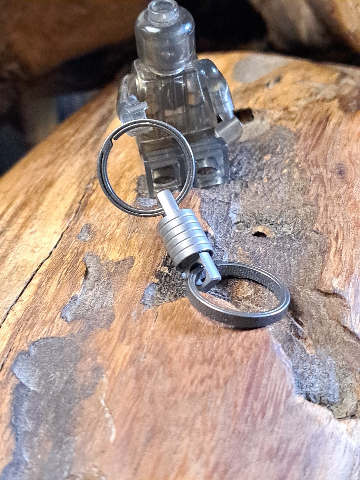 Pro Mini Series Titanium Swivel With 16mm Titanium Sidepush Keyrings