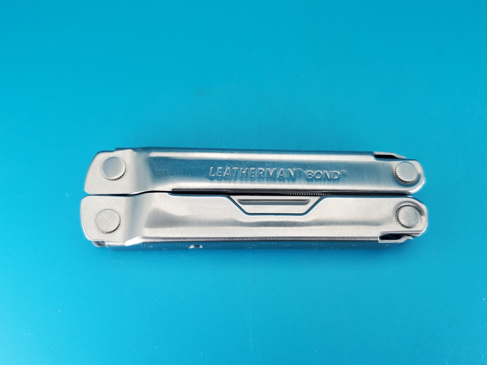 LEATHERMAN Bond Multitool, Stainless Steel Everyday Tool!