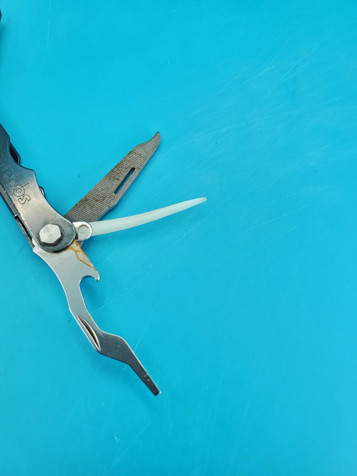 SOG Crosscut Multitool Knife! BLACK!