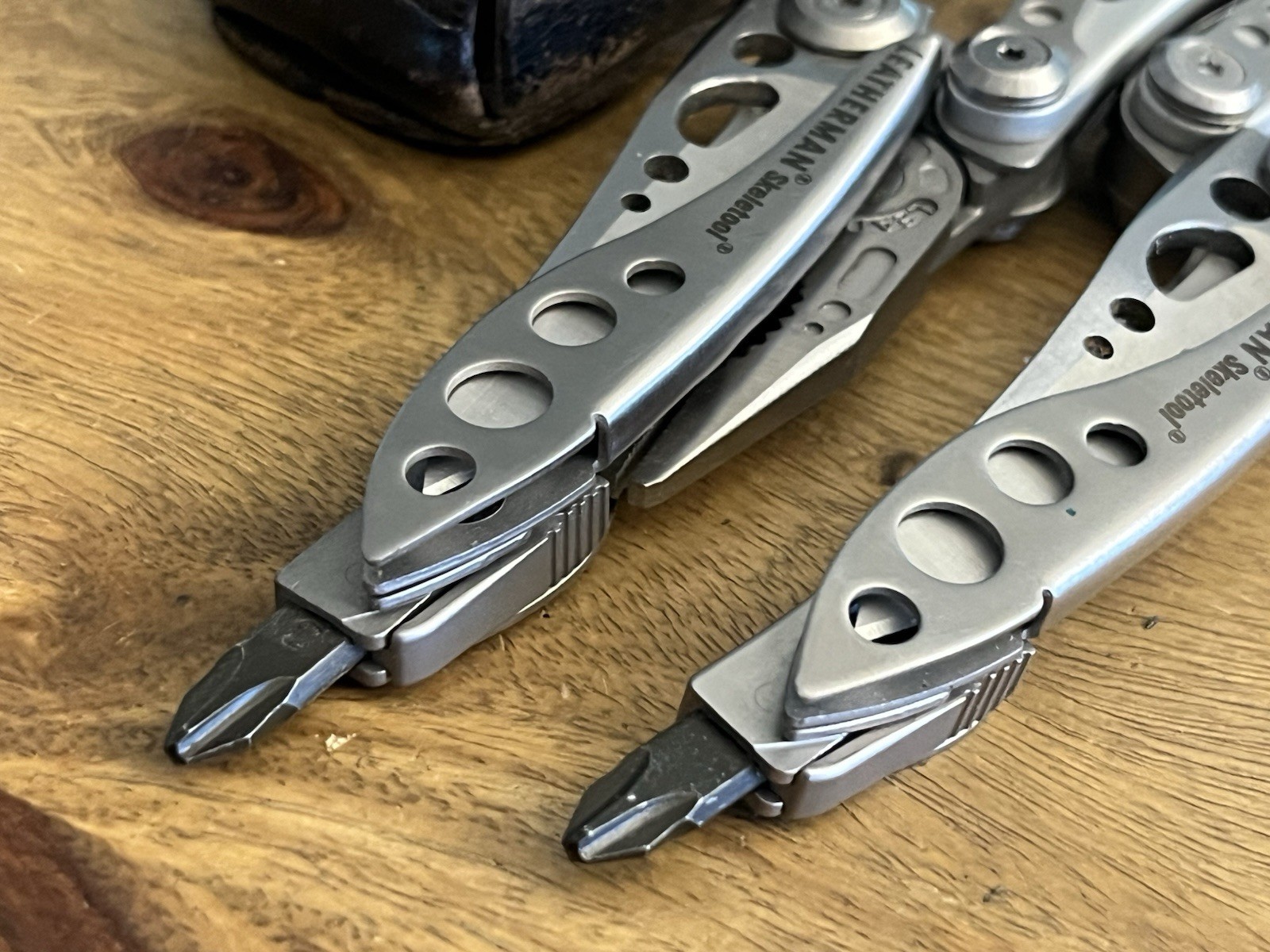 Leatherman Skeletool MultiTools SUPER NICE!! w/Leather Sheath (Lot Of 2)